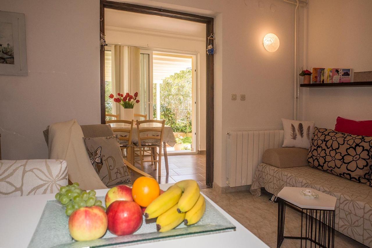 Apartment Lori Fažana エクステリア 写真