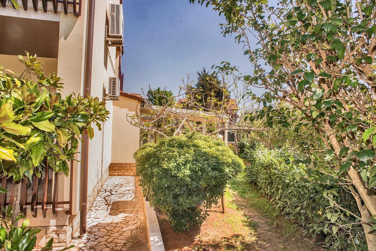Apartment Lori Fažana エクステリア 写真