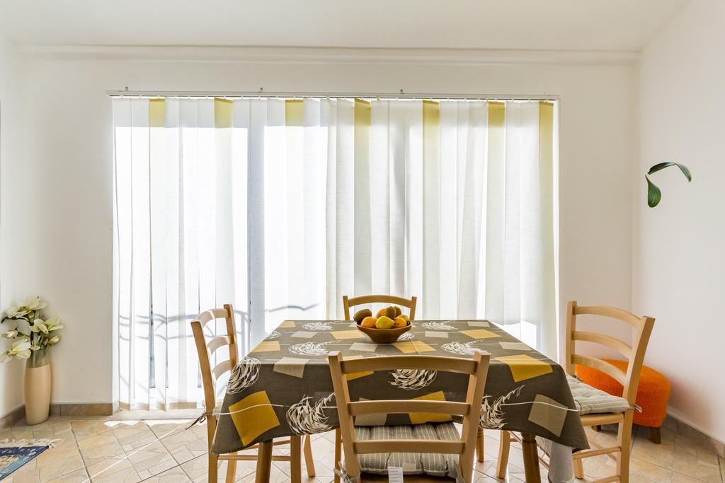 Apartment Lori Fažana エクステリア 写真