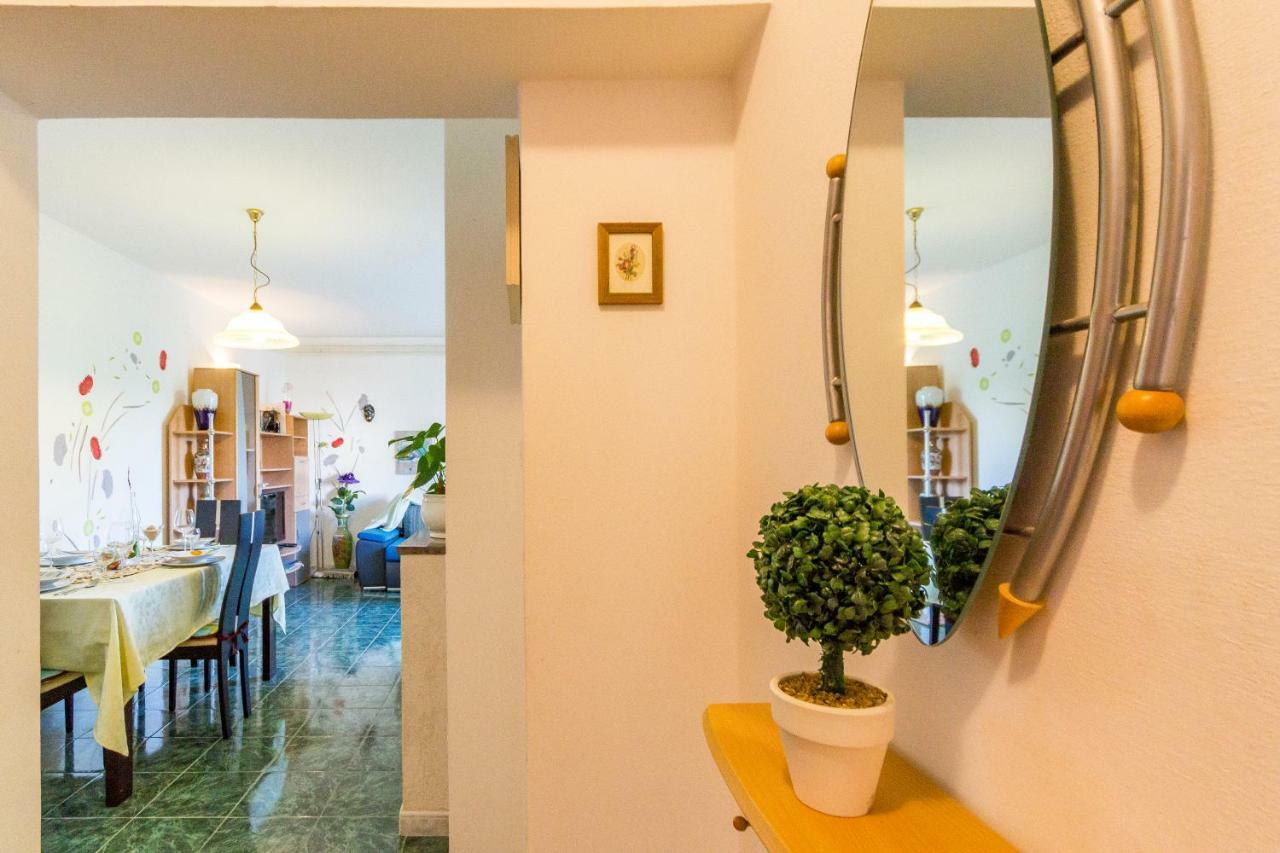 Apartment Lori Fažana エクステリア 写真